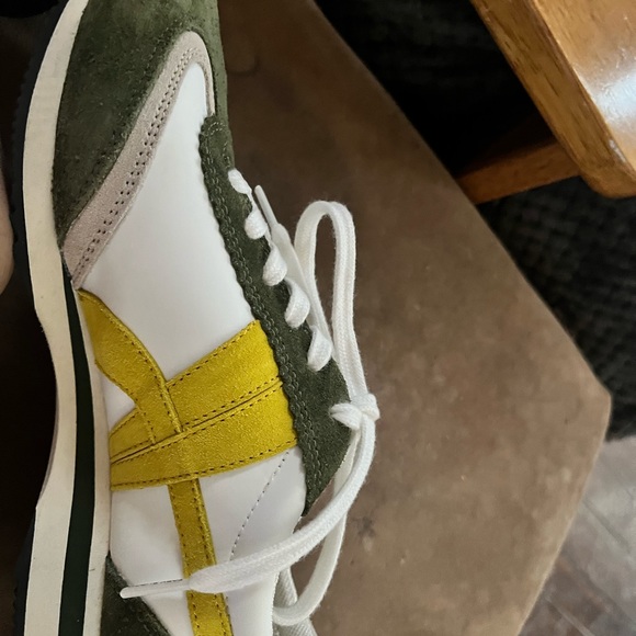 tory burch sneakers nwot - Picture 7 of 9